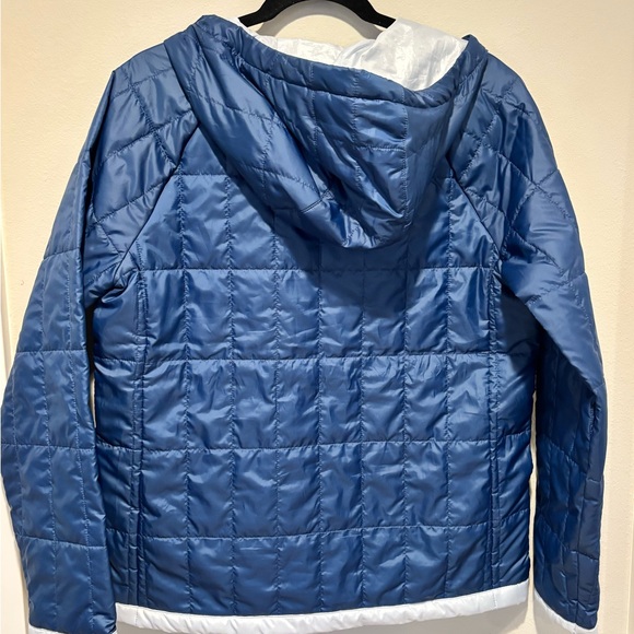 NWOT The North Face Blue Puffer Jacket Medium - Picture 12 of 14